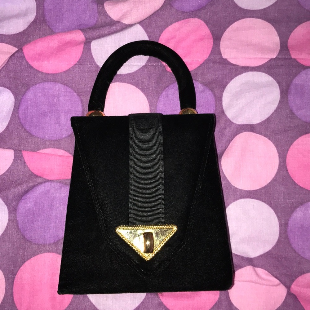Vintage black and gold purse